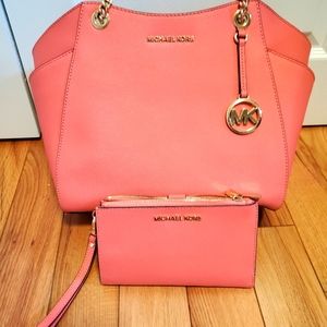 Michael Kors Jet Set purse and matching wallet